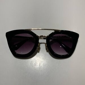 Prada sunglass